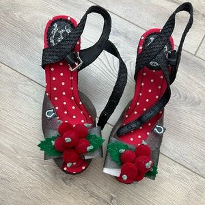 Miss L Fire cherry wedges size 39